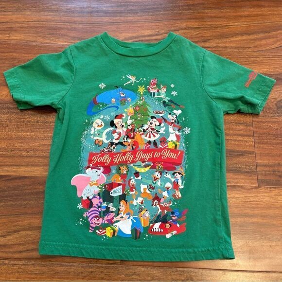 Disney Other - Walt Disney World 2023 Christmas green short sleeve shirt